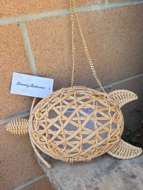 Tommy Bahama Handbags - Tommy Bahama Natural Tan Woven Turtle Crossbody Bag with Gold Chain